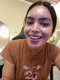 TS-SimplyTheBest — Stripchat recorded stream screenshot (02 Apr 2026)