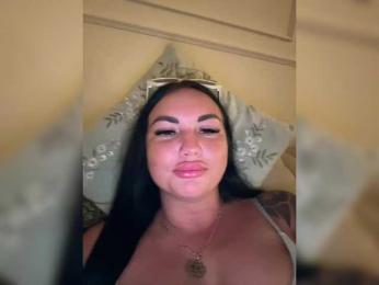 KROSHKA_N — Bongacams recorded stream screenshot (02 Apr 2026)