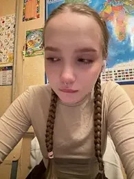bambi_lu — Stripchat recorded stream image, 02.04.2026 17:10
