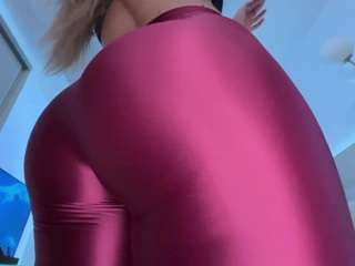 scarletandtom — Camsoda recorded stream screenshot (02 Apr 2026)