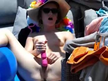 hannahjames710 — Chaturbate recorded stream screenshot (03 Apr 2026)