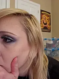 AmethystFoxx — Stripchat recorded stream screenshot (03 Apr 2026)