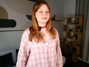 viola_larson — Chaturbate recorded stream image, 03.04.2026 16:30