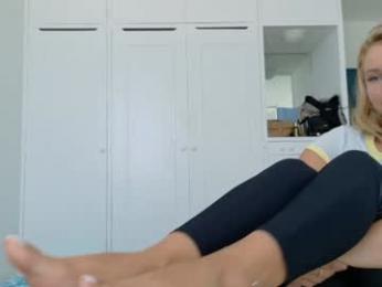 theislandgirl — Chaturbate recorded stream screenshot (03 Apr 2026)