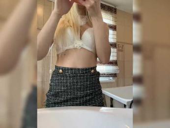 -Riviera- — Bongacams recorded stream screenshot (04 Apr 2026)