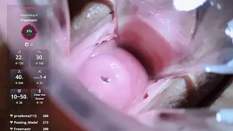 yueyue2003 — Stripchat recorded stream screenshot (04 Apr 2026)