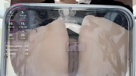 yueyue2003 — Stripchat recorded stream screenshot (04 Apr 2026)