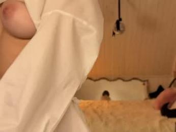 uwunikaa — Chaturbate recorded stream screenshot (04 Apr 2026)