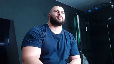 muscularjohnforuX — Stripchat recorded stream screenshot (04 Apr 2026)