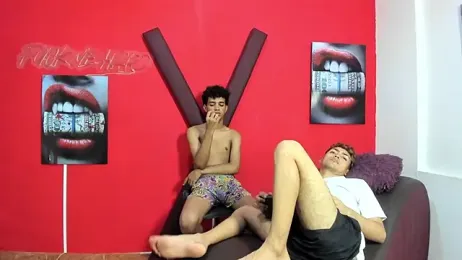 VERY_HOT_GUYS — Stripchat recorded stream screenshot (04 Apr 2026)