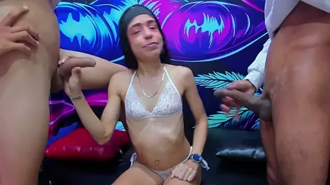 miacam-hot — Stripchat recorded stream screenshot (04 Apr 2026)