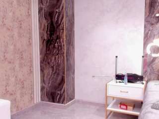 lenathompson — Camsoda recorded stream screenshot (05 Apr 2026)