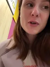 Dina_Tease — Stripchat recorded stream screenshot (05 Apr 2026)