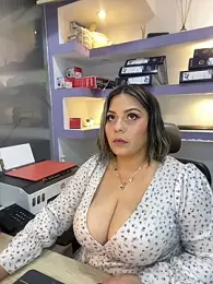 isabella_horney_ — Stripchat recorded stream screenshot (05 Apr 2026)