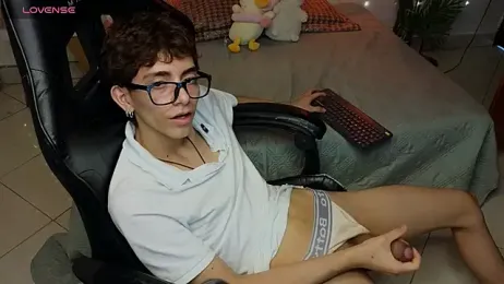 Matty_Sparkk — Stripchat recorded stream screenshot (05 Apr 2026)