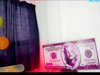 blooond — Camsoda recorded stream screenshot (05 Apr 2026)