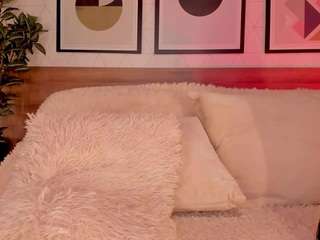 lunaruso — Camsoda recorded stream image, 05.04.2026 19:10