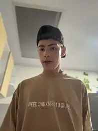 SebastianReed_ — Stripchat recorded stream image, 06.04.2026 04:00