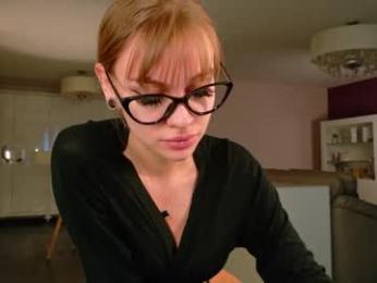 sexxxsirens — Chaturbate recorded stream screenshot (06 Apr 2026)