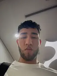 liam_bronw — Stripchat recorded stream screenshot (06 Apr 2026)