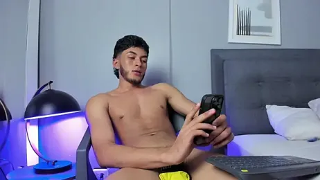 Tylerffoxx — Stripchat recorded stream image, 06.04.2026 19:50