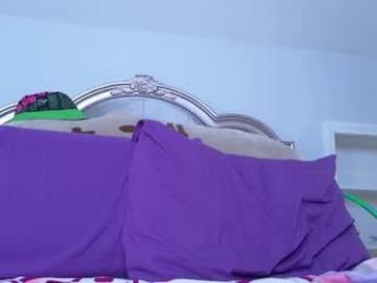 chroniclove — Chaturbate recorded stream screenshot (06 Apr 2026)