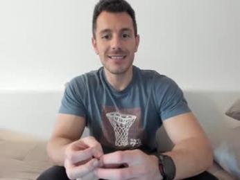 roberto4ever — Chaturbate recorded stream screenshot (07 Apr 2026)