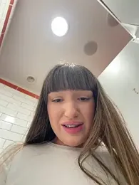 Sophie_Avory — Stripchat recorded stream screenshot (07 Apr 2026)