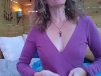 peppermintdusty — Chaturbate recorded stream screenshot (07 Apr 2026)