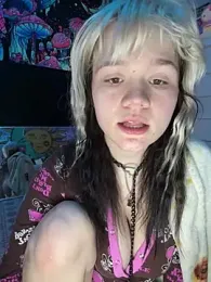 Cutiepiespanks — Stripchat recorded stream screenshot (08 Apr 2026)