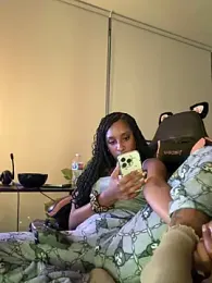 Your_Paris — Stripchat recorded stream screenshot (08 Apr 2026)