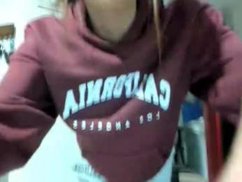 xdreamangel — Chaturbate recorded stream screenshot (08 Apr 2026)