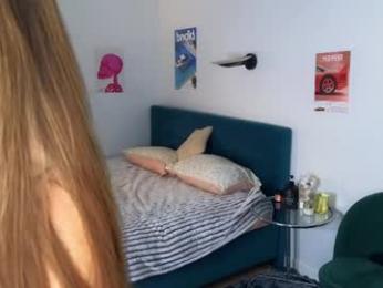 smoothnesss — Chaturbate recorded stream screenshot (08 Apr 2026)