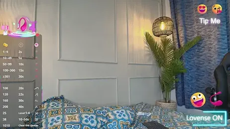 luandy — Stripchat recorded stream screenshot (08 Apr 2026)