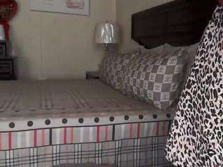 iluvsaffire-bleu — Camsoda recorded stream screenshot (08 Apr 2026)