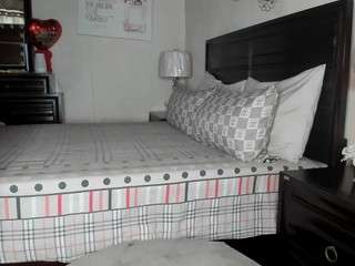 iluvsaffire-bleu — Camsoda recorded stream screenshot (08 Apr 2026)