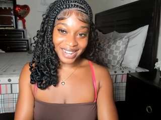 iluvsaffire-bleu — Camsoda recorded stream screenshot (08 Apr 2026)