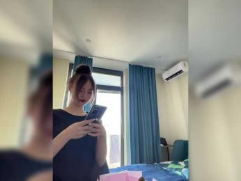 OlivkaVif — Bongacams recorded stream screenshot (08 Mar 2025)