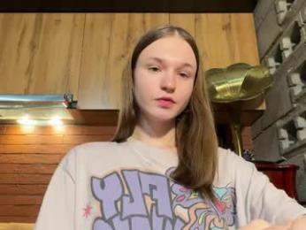 nloraaa — Chaturbate recorded stream screenshot (09 Apr 2026)