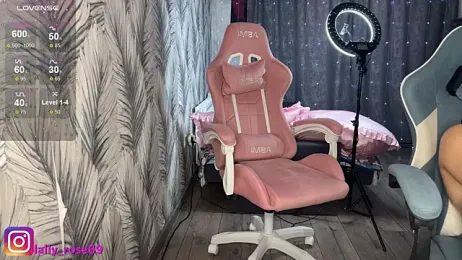 LallyRose69 — Stripchat recorded stream image, 09.04.2026 08:00