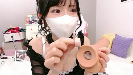 -minami- — Stripchat recorded stream screenshot (09 Apr 2026)