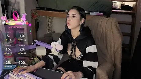 LisandreLaVenale — Stripchat recorded stream screenshot (09 Apr 2026)