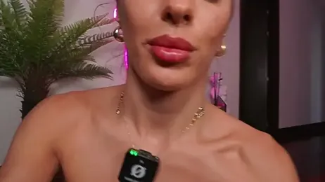 Katyerave — Stripchat recorded stream screenshot (09 Apr 2026)