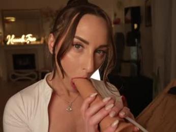 hannahjames710 — Chaturbate recorded stream screenshot (10 Apr 2026)