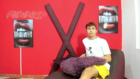 VERY_HOT_GUYS — Stripchat recorded stream screenshot (10 Apr 2026)