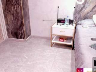 lenathompson — Camsoda recorded stream screenshot (11 Apr 2026)