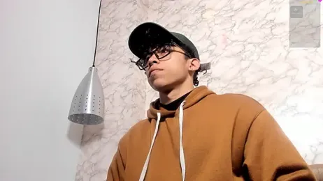 AkazaBoy_ — Stripchat recorded stream screenshot (11 Apr 2026)