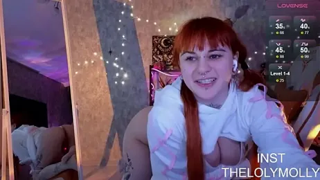 LolyMolli — Stripchat recorded stream image, 11.04.2026 09:40