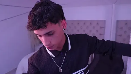 JhoanLeandro — Stripchat recorded stream screenshot (12 Apr 2026)