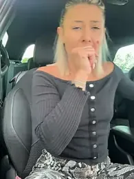 petrouchkaaa_ — Stripchat recorded stream image, 12.04.2026 08:20